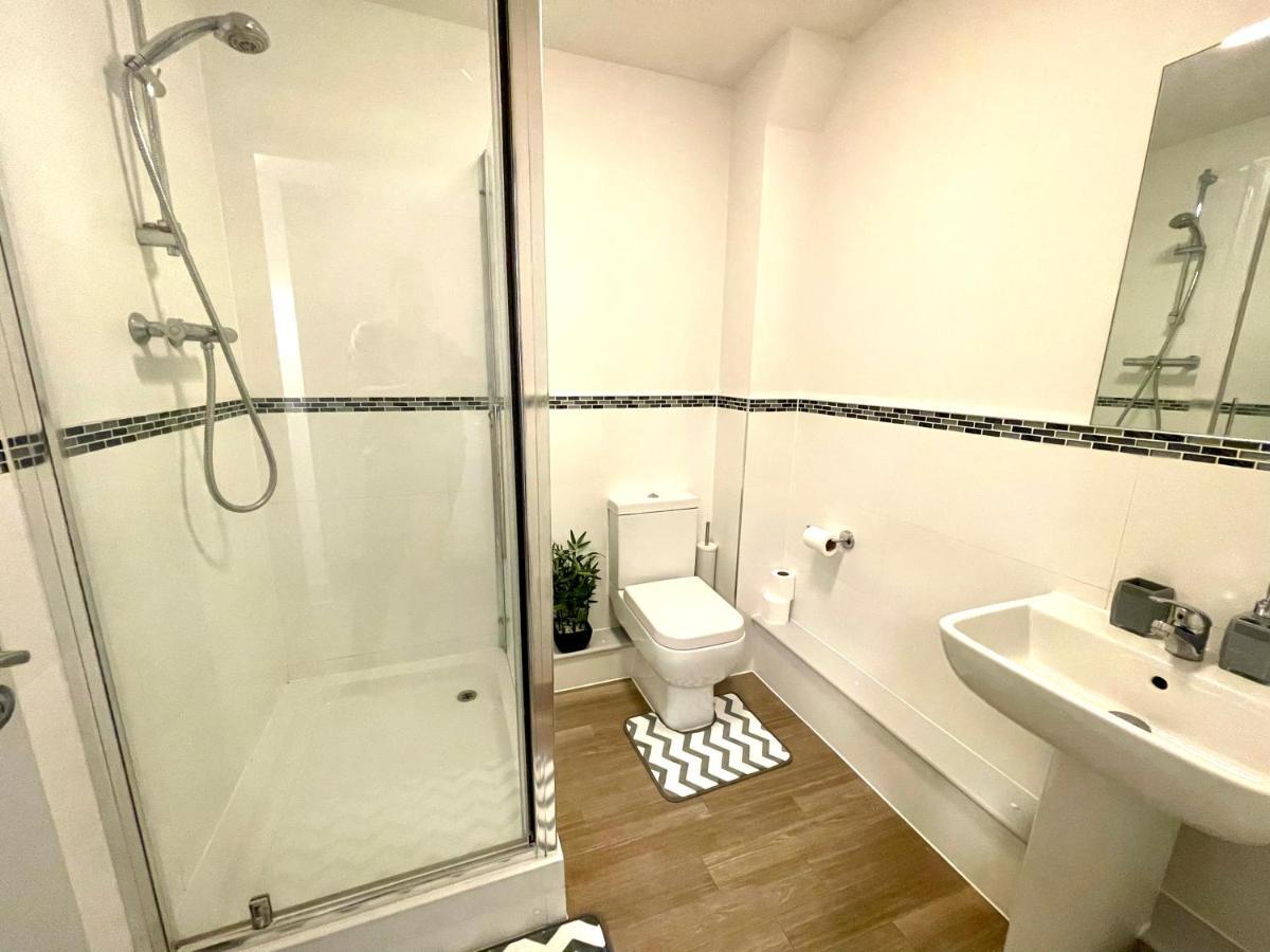 Bright & Cosy One Bedroom Apartment - 2 Beds - Perfect Base In Bishop'S Stortford Bishop's Stortford Exterior foto